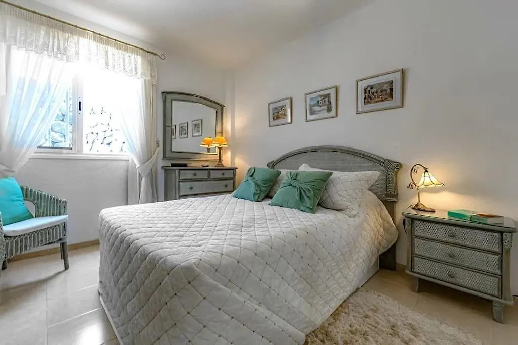 2 Bedroom Apartment In Los Gigantes Acantilado de los Gigantes